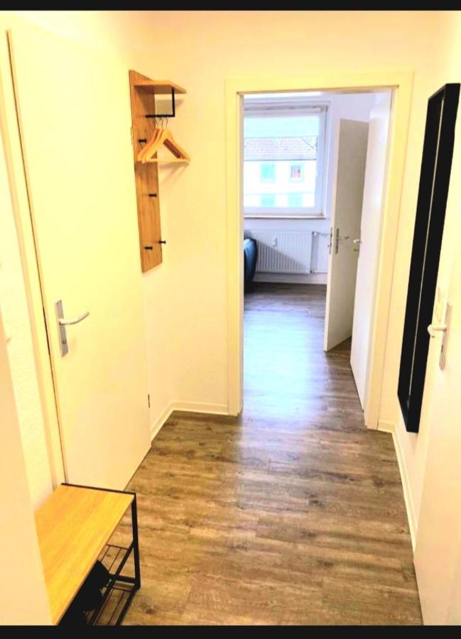 City Apartment Duisburg 2#Netflix &Wlan &Kingsize Bett & Kaffee Maschine & Central & 500M Innenhafen & 2 Min U Bahn المظهر الخارجي الصورة