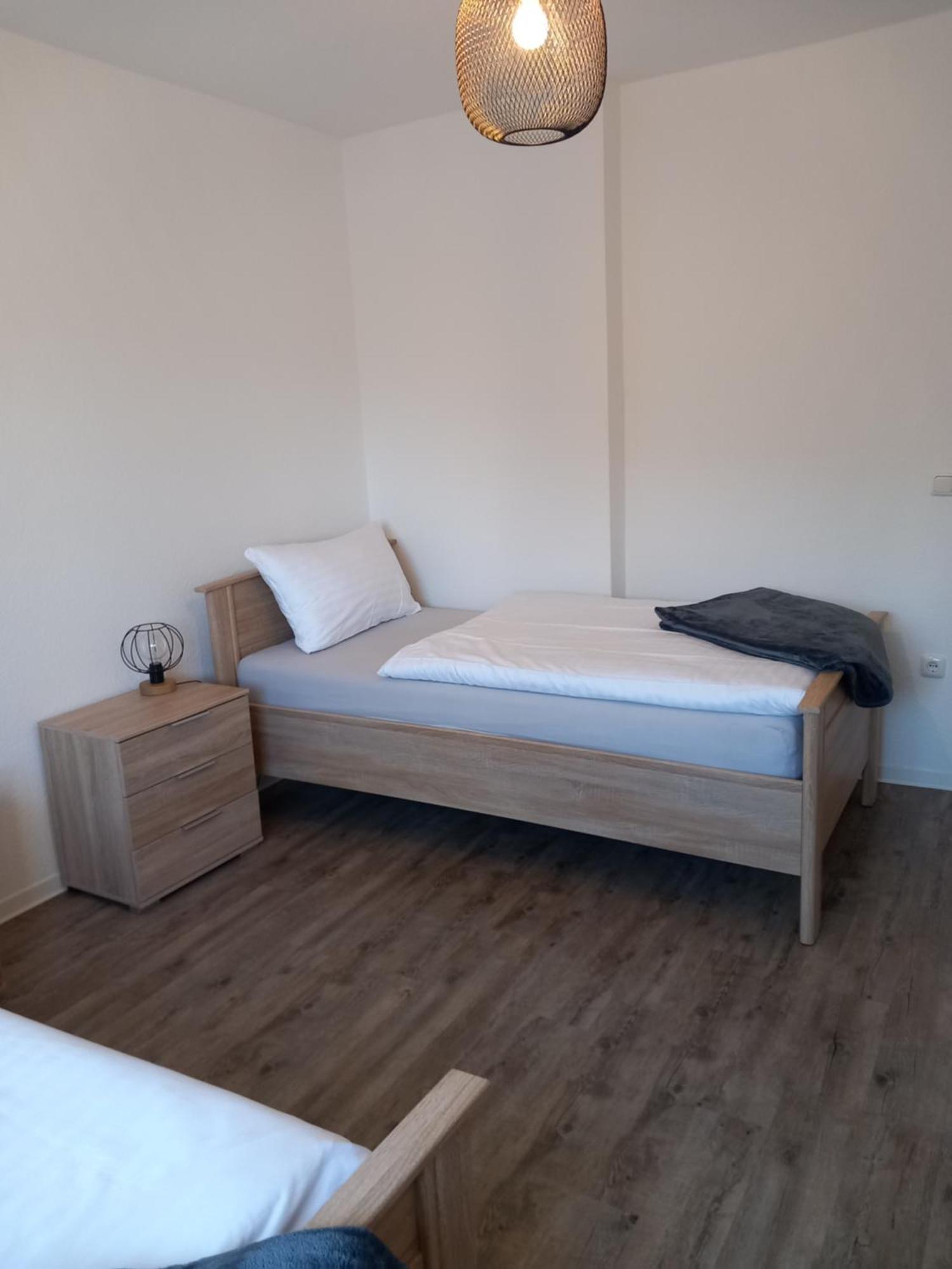City Apartment Duisburg 2#Netflix &Wlan &Kingsize Bett & Kaffee Maschine & Central & 500M Innenhafen & 2 Min U Bahn المظهر الخارجي الصورة